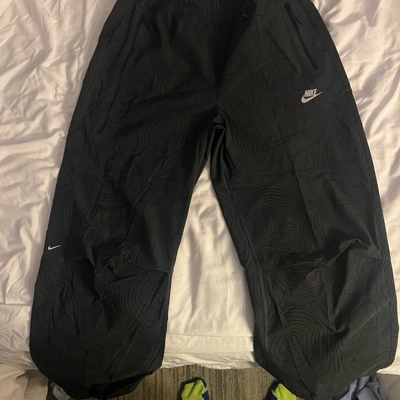 Nike Black Joggers with Reflective Detail - Picture 2 of 3